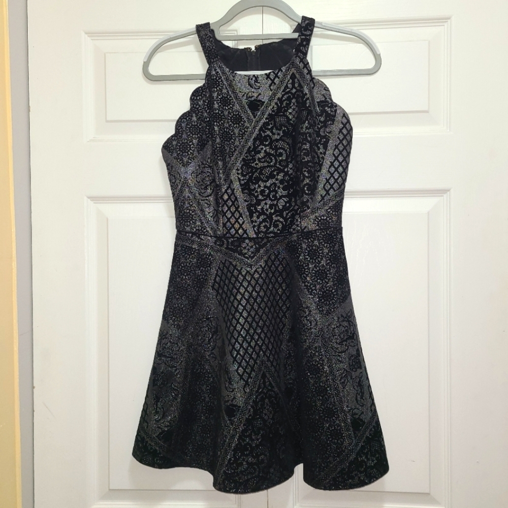 Trixxi‎ silver shimmer black velvet floral overlay mini dress 5 PERFECT for NYE